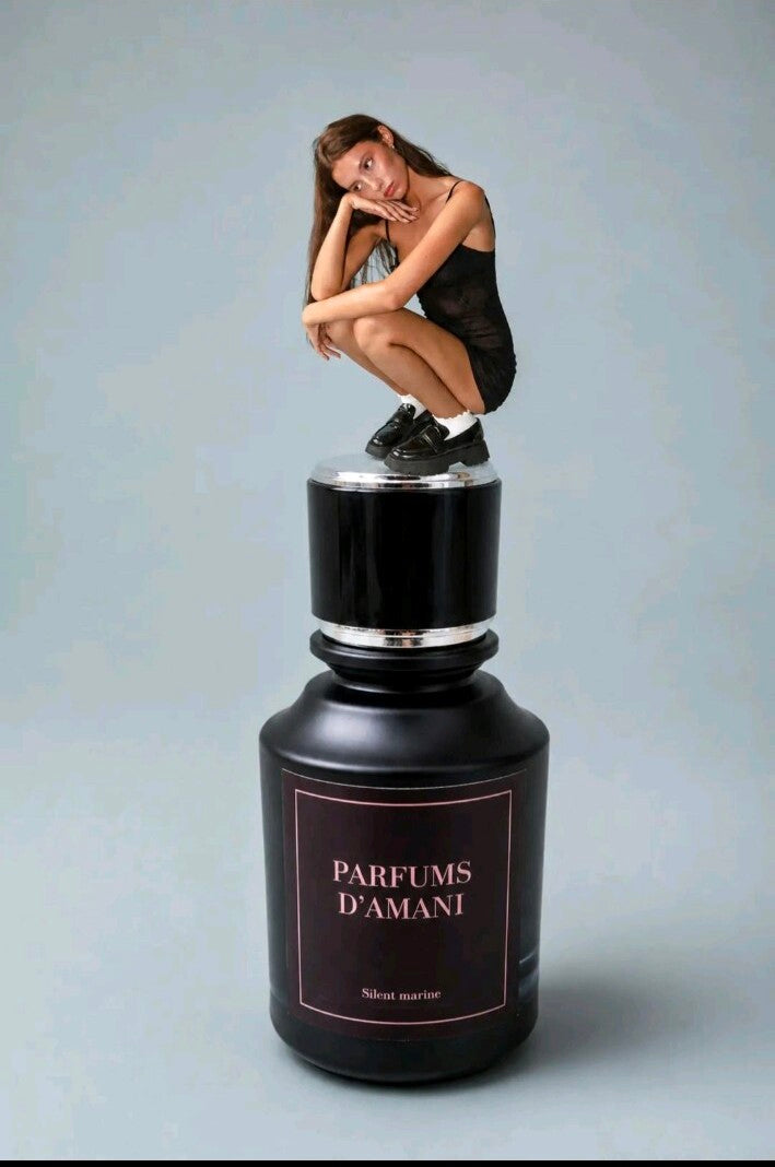 Model met Silent Marine van Parfums d’Amani